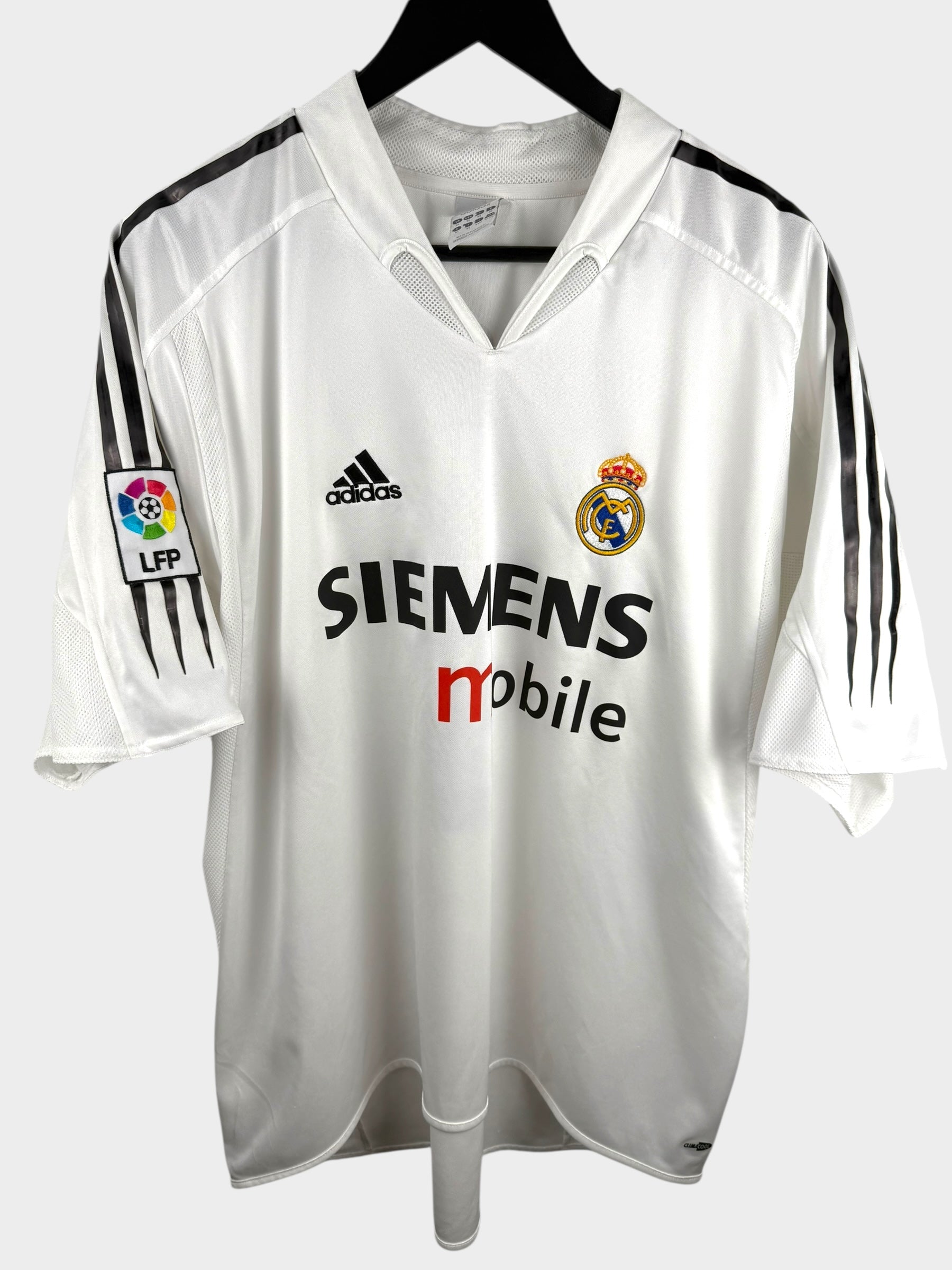 2004-05 REAL MADRID HOME SHIRT RONALDO #9 XL - Authentic Football Club