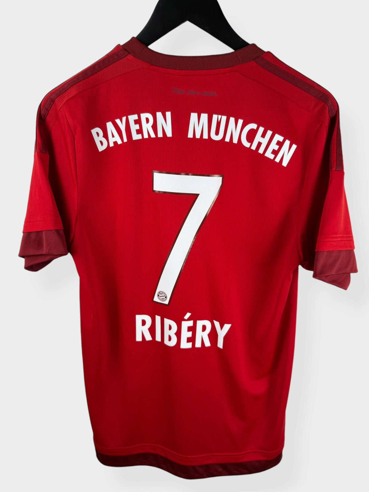 2015-16 BAYERN MUNICH HOME SHIRT RIBERY #7 M - Authentic Football Club