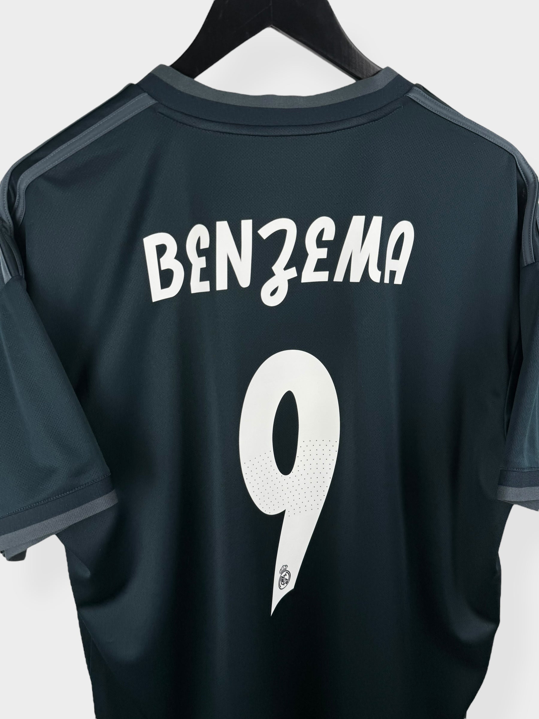 2018-19 REAL MADRID AWAY SHIRT BENZEMA #9 XL