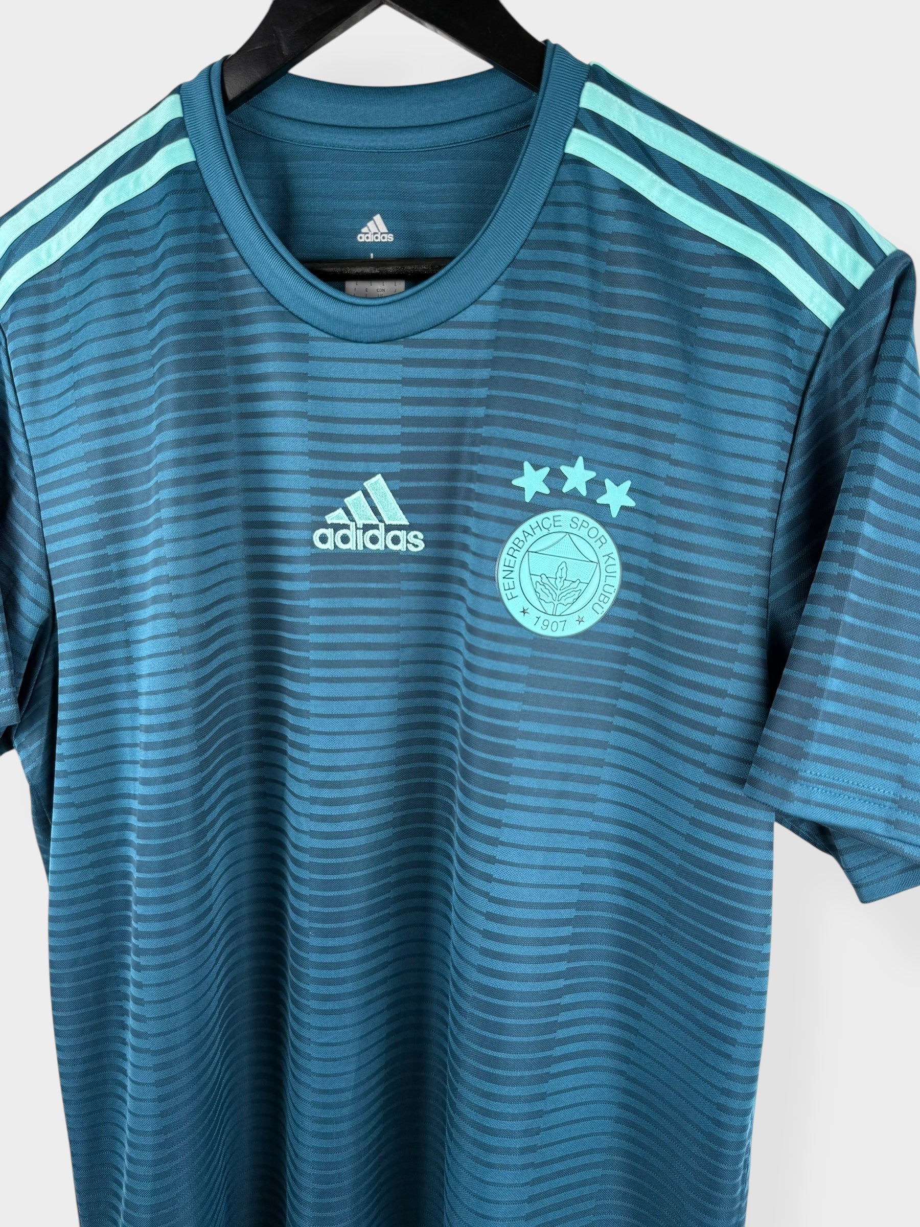 2018-19 FENERBACHE Auswärtstrikot L