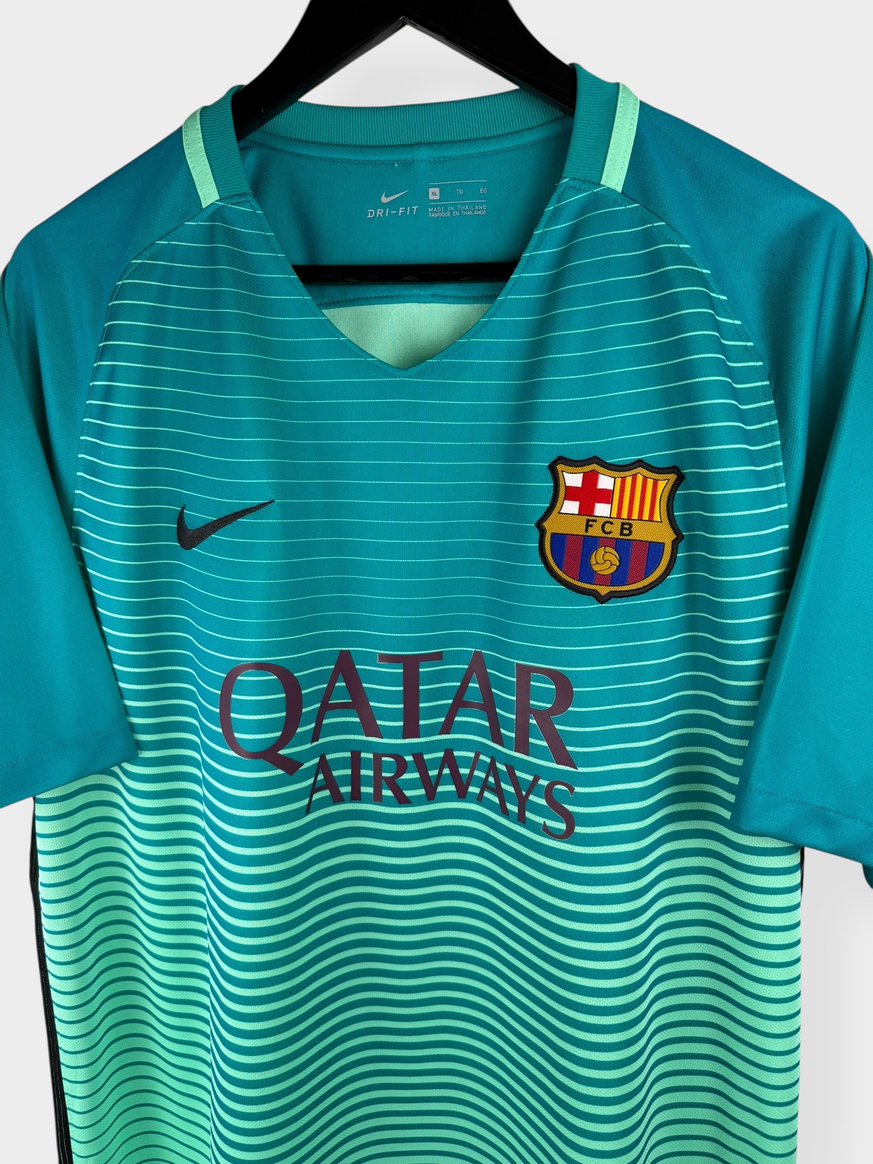2016-17 BARCELONA DERDE SHIRT NEYMAR JR #11 XL