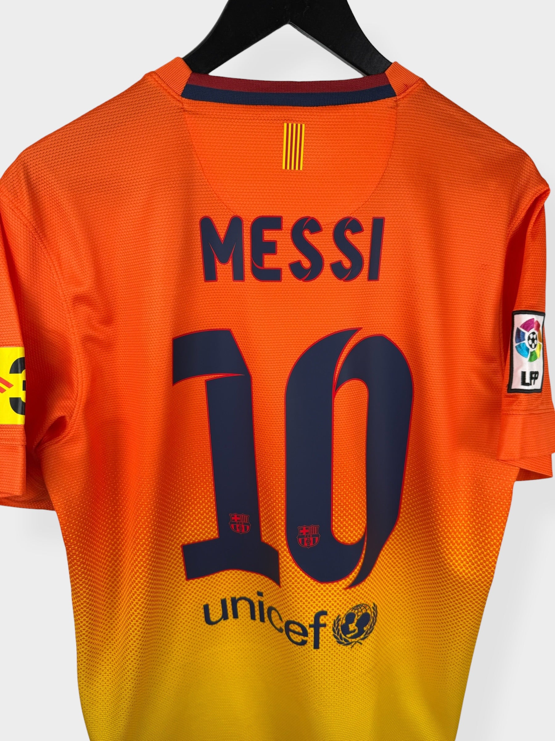 2012-13 BARCELONA AWAY SHIRT MESSI #10 M