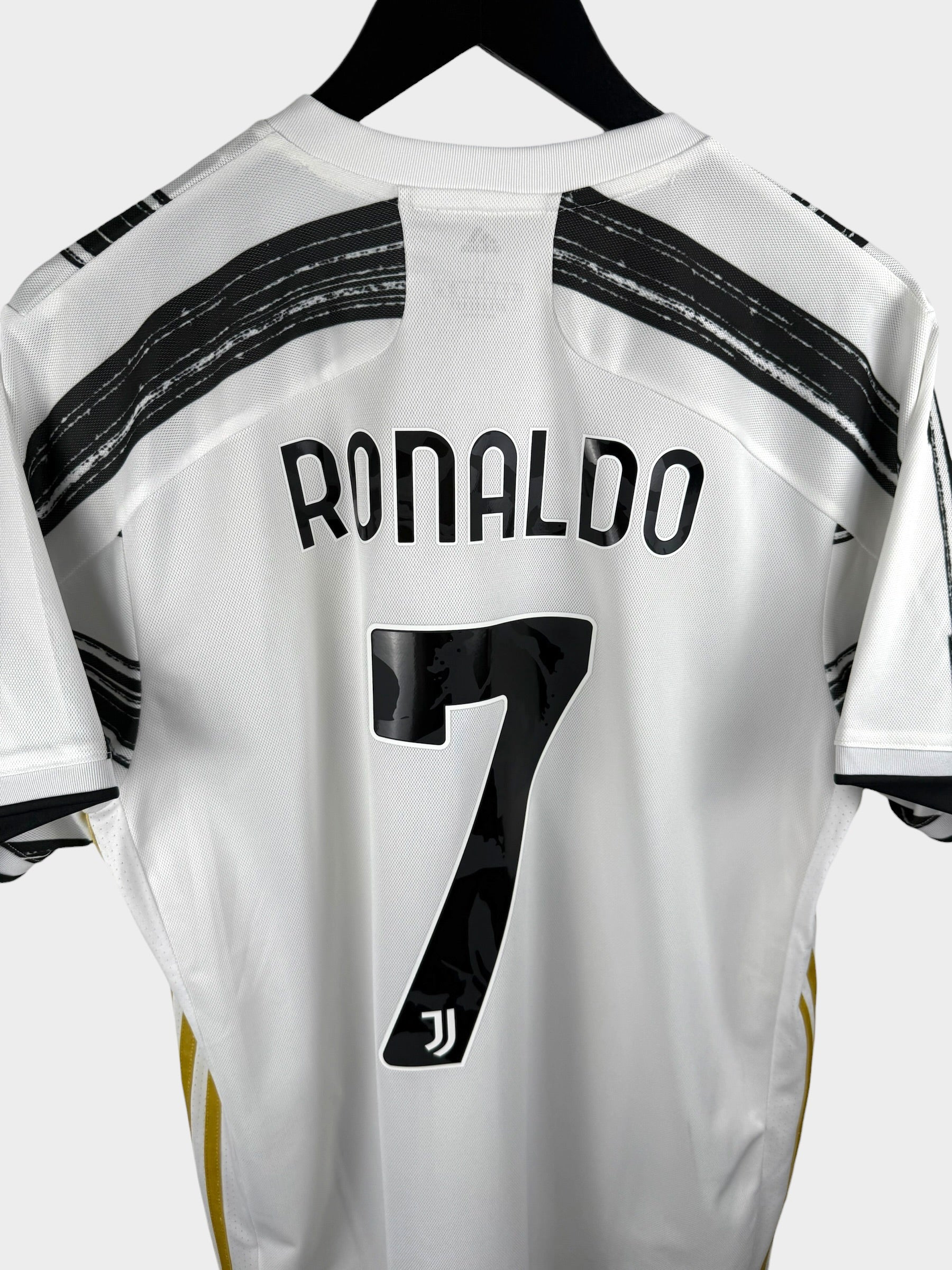 2020-21 JUVENTUS THUISSHIRT RONALDO #7 L