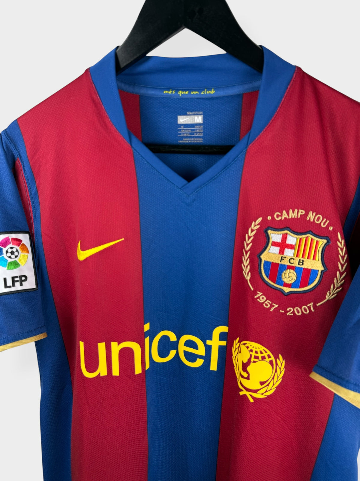 2007-08 BARCELONA THUISSHIRT RONALDINHO #10 M