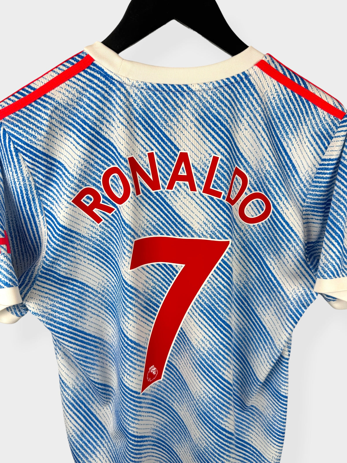 MAILLOT EXTÉRIEUR DE MANCHESTER UNITED 2021-22 RONALDO N°7 M