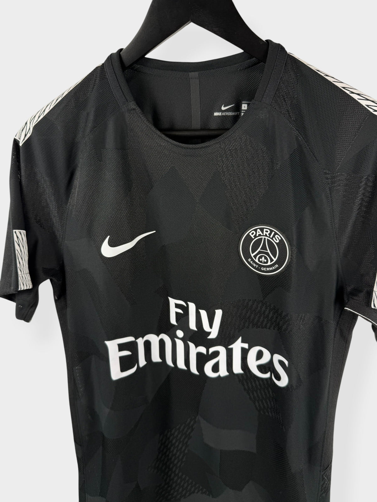 2017-18 PARIS SAINT-GERMAIN PLAYER ISSUE THIRD SHIRT S - Authentic Football Club