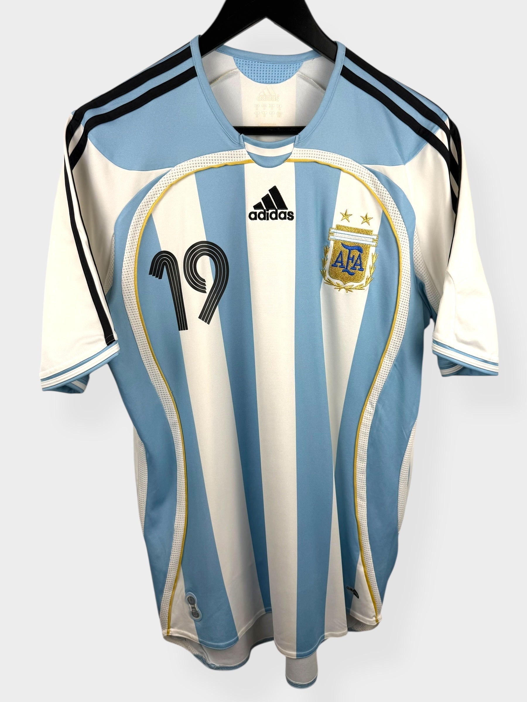 2006-07 ARGENTINA HOME SHIRT MESSI #19 L
