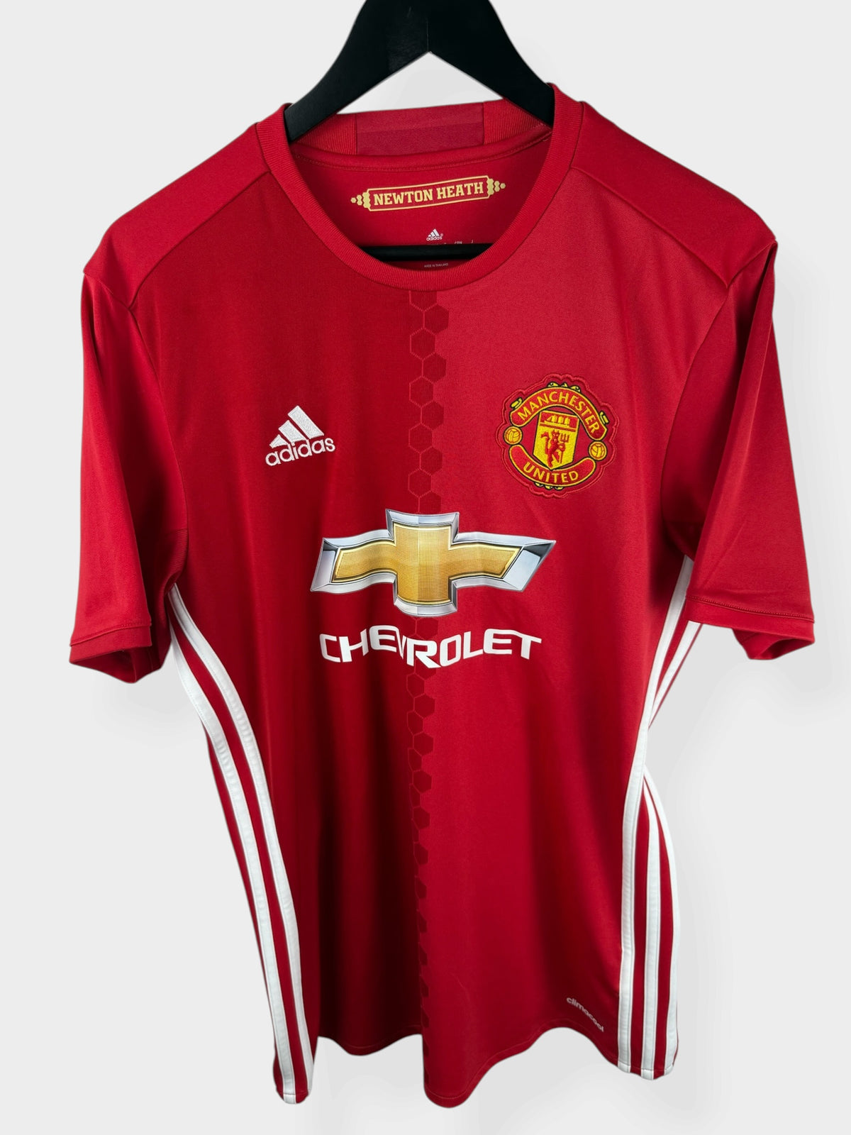 2016-17 MANCHESTER UNITED HOME SHIRT MATA #8 M - Authentic Football Club