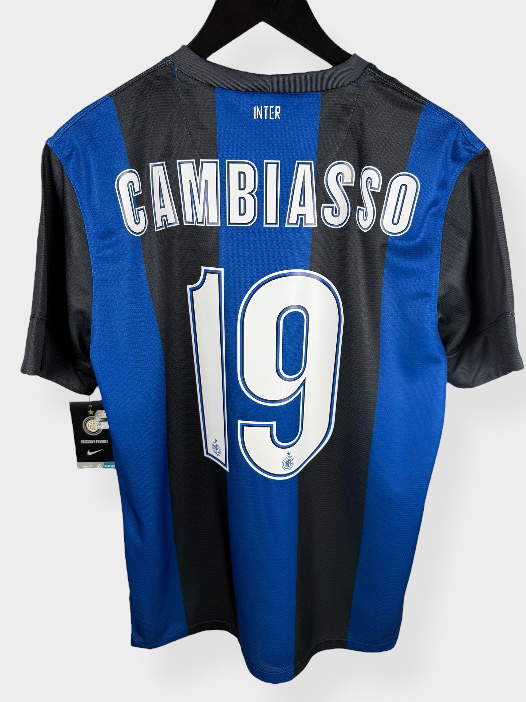 2012-13 INTER MILAN HOME SHIRT CAMBIASSO #19 M - Authentic Football Club