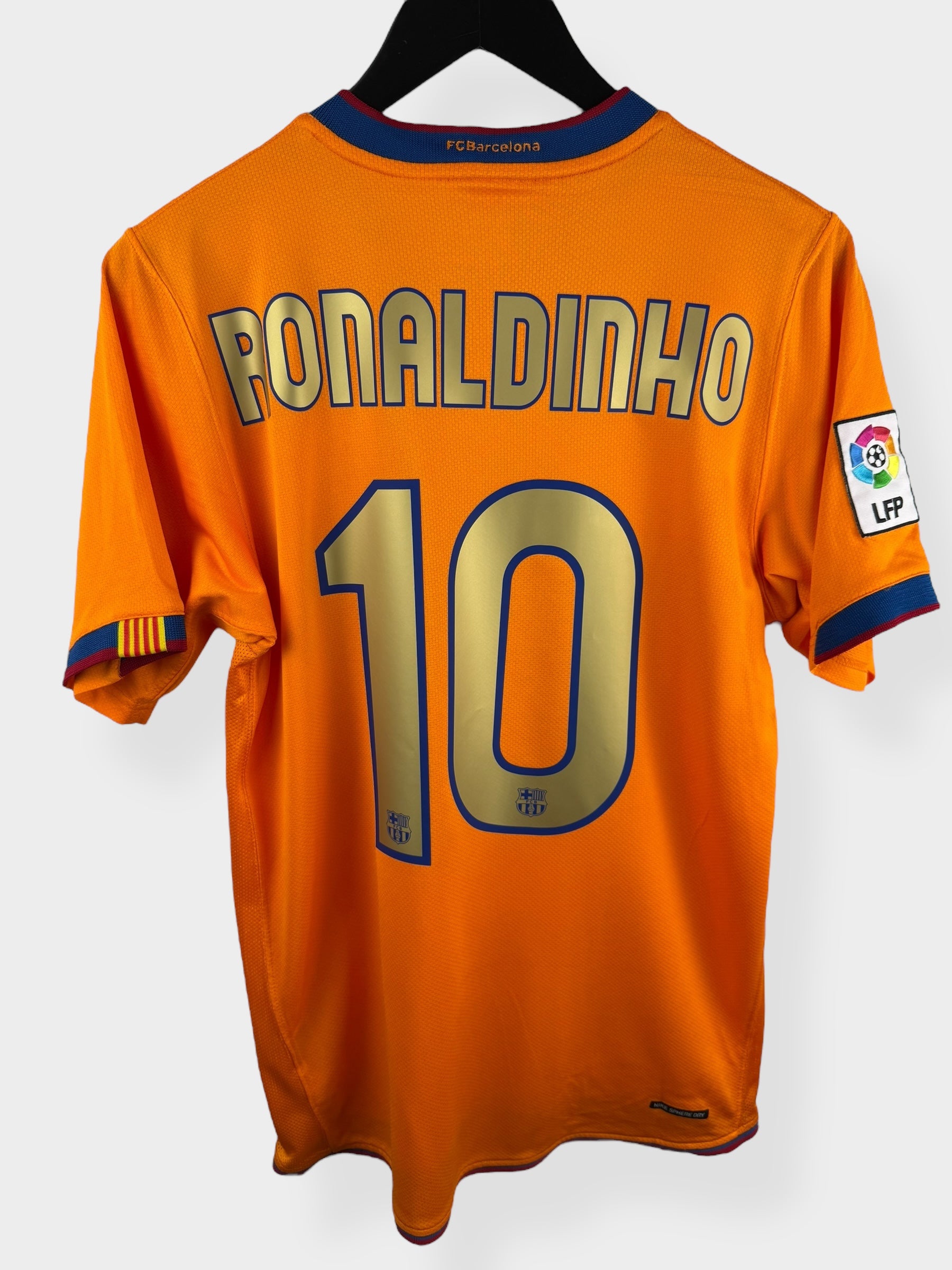 2006-08 BARCELONA UITSHIRT RONALDINHO #10 S