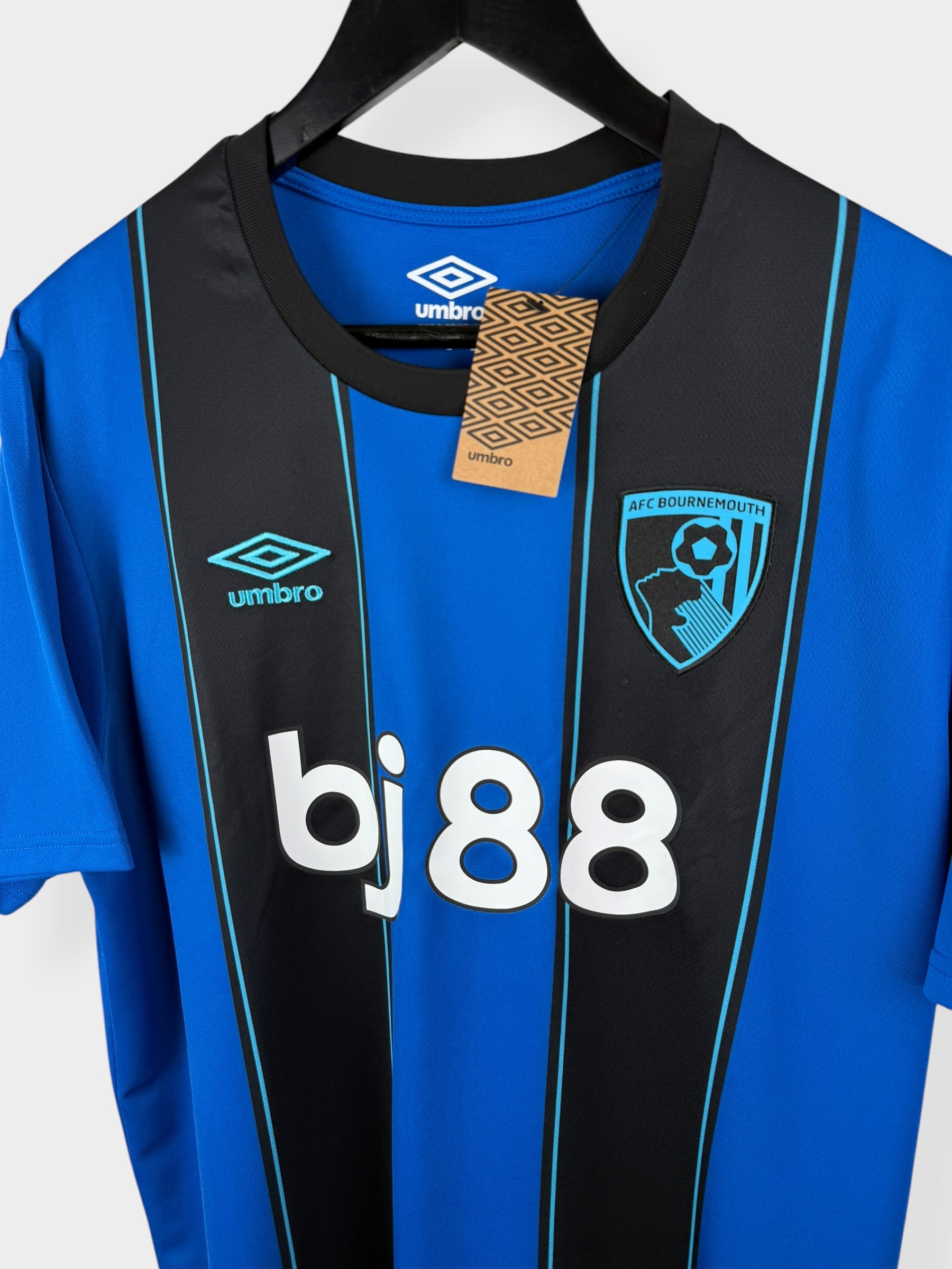 2025-26 BOURNEMOUTH UITSHIRT XL