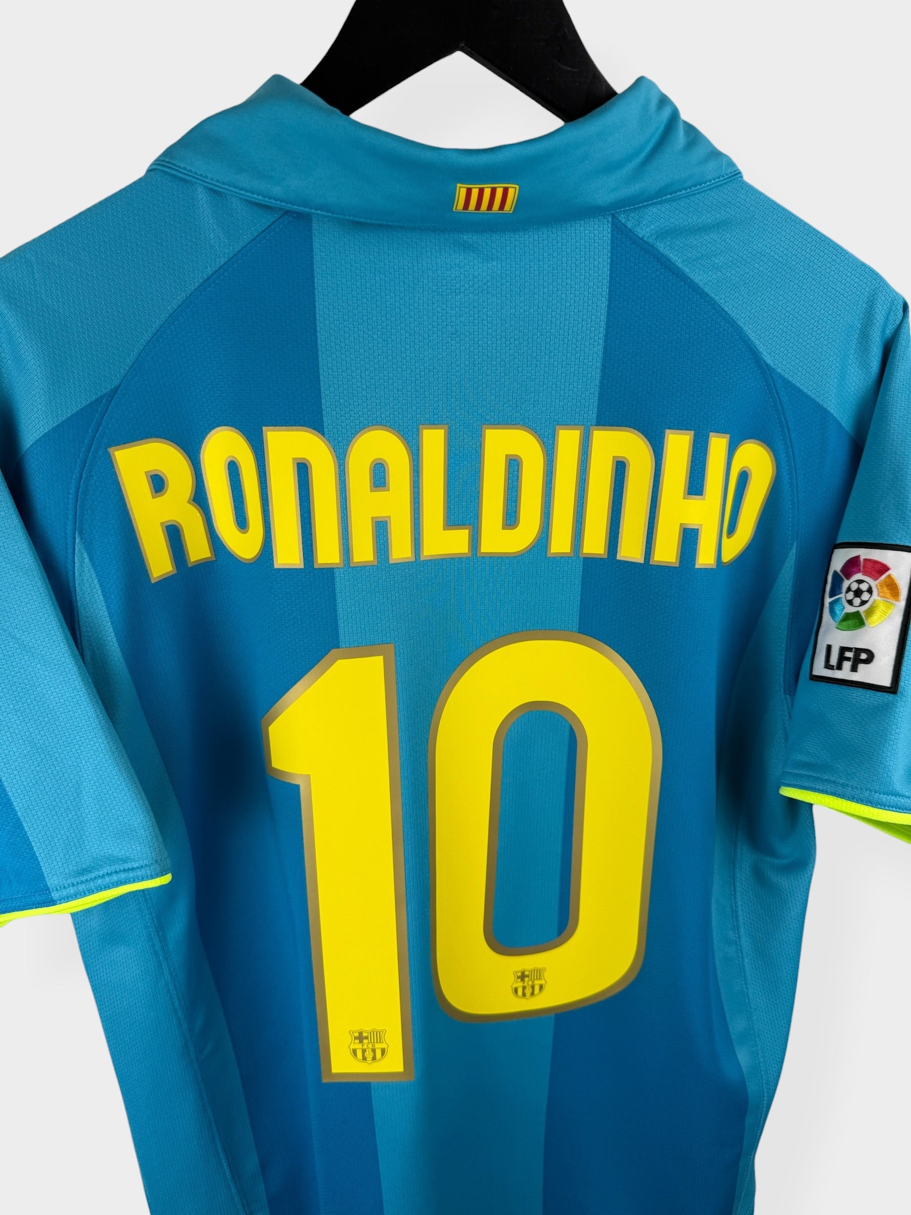 2007-08 BARCELONA AWAY SHIRT RONALDINHO #10 M