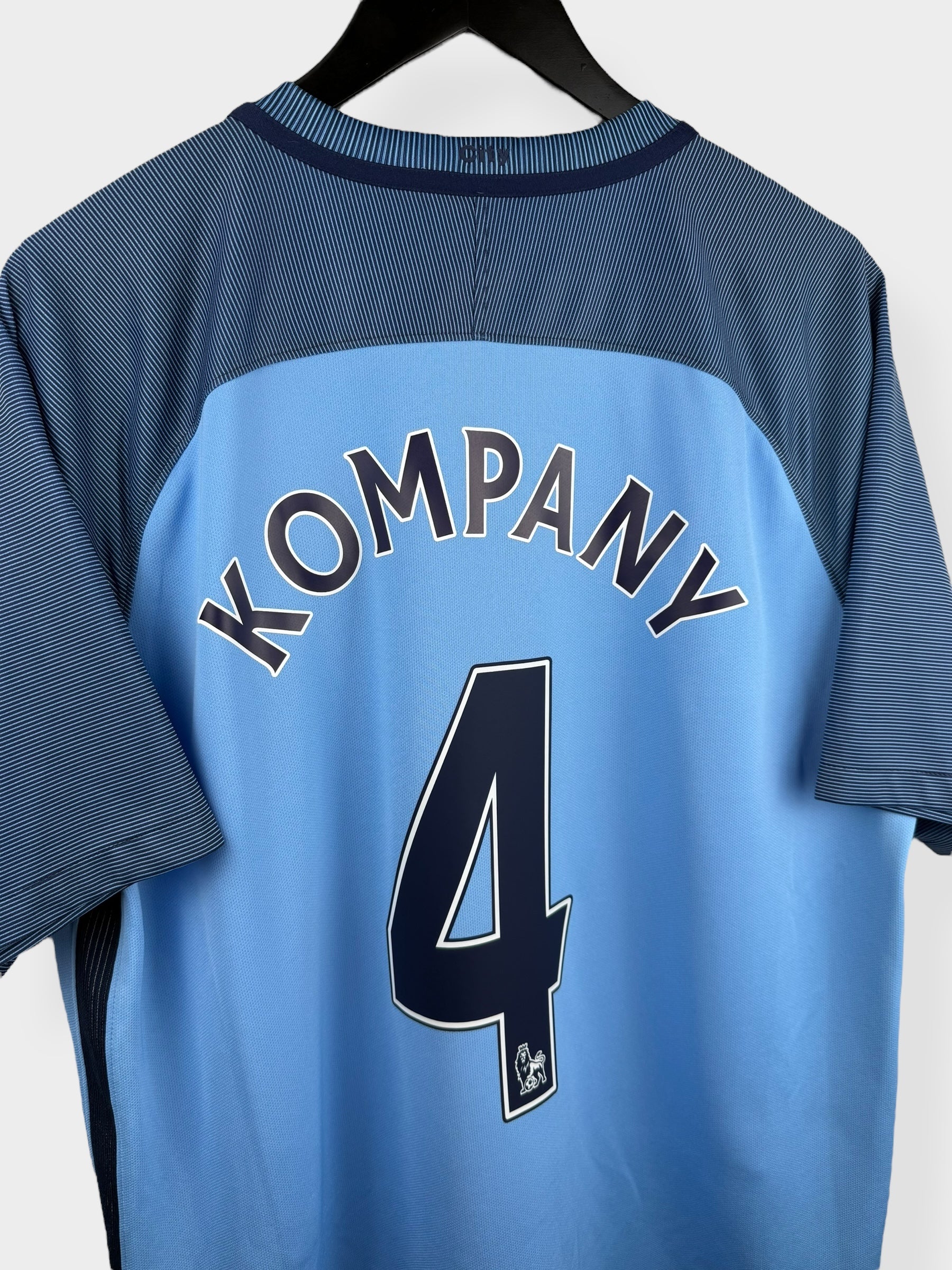 2016-17 MANCHESTER CITY HOME SHIRT KOMPANY #4 XL