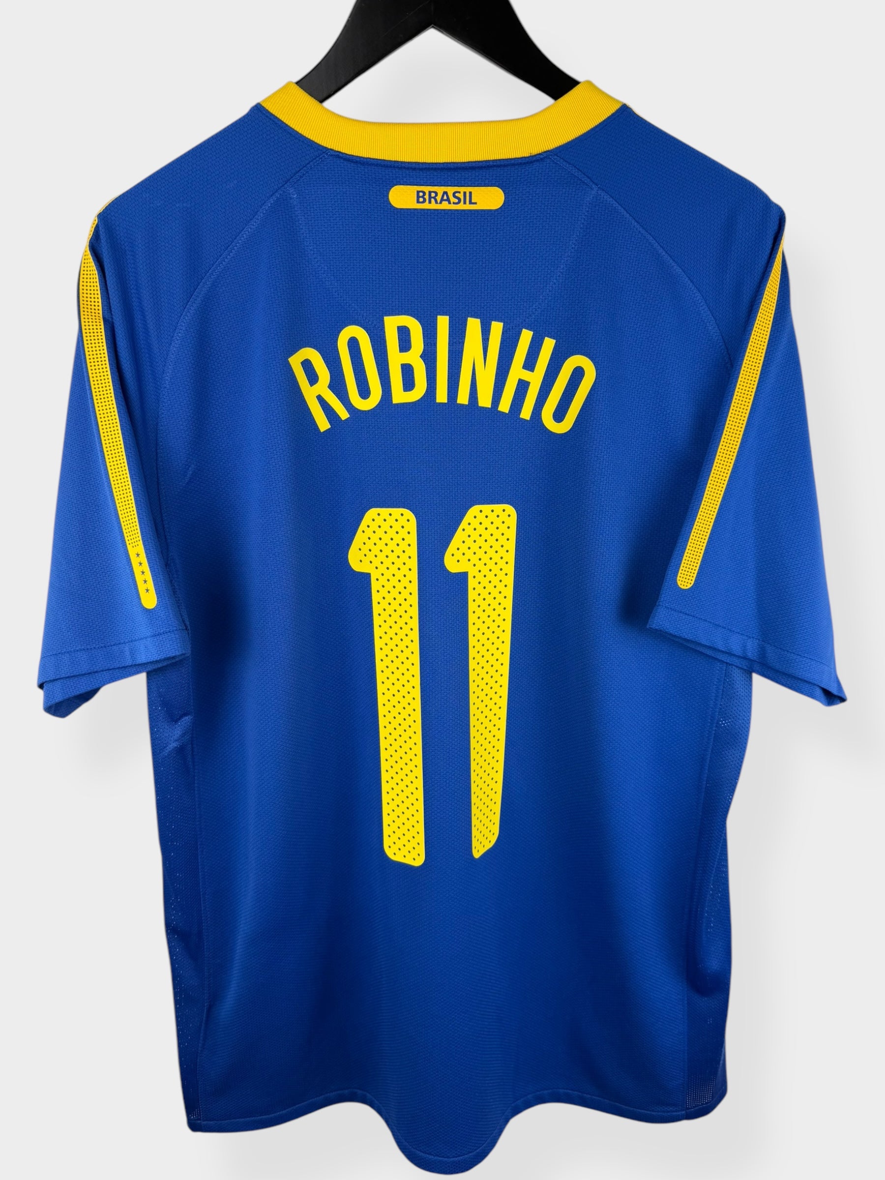 2010-11 BRAZIL AWAY SHIRT ROBINHO #11 L