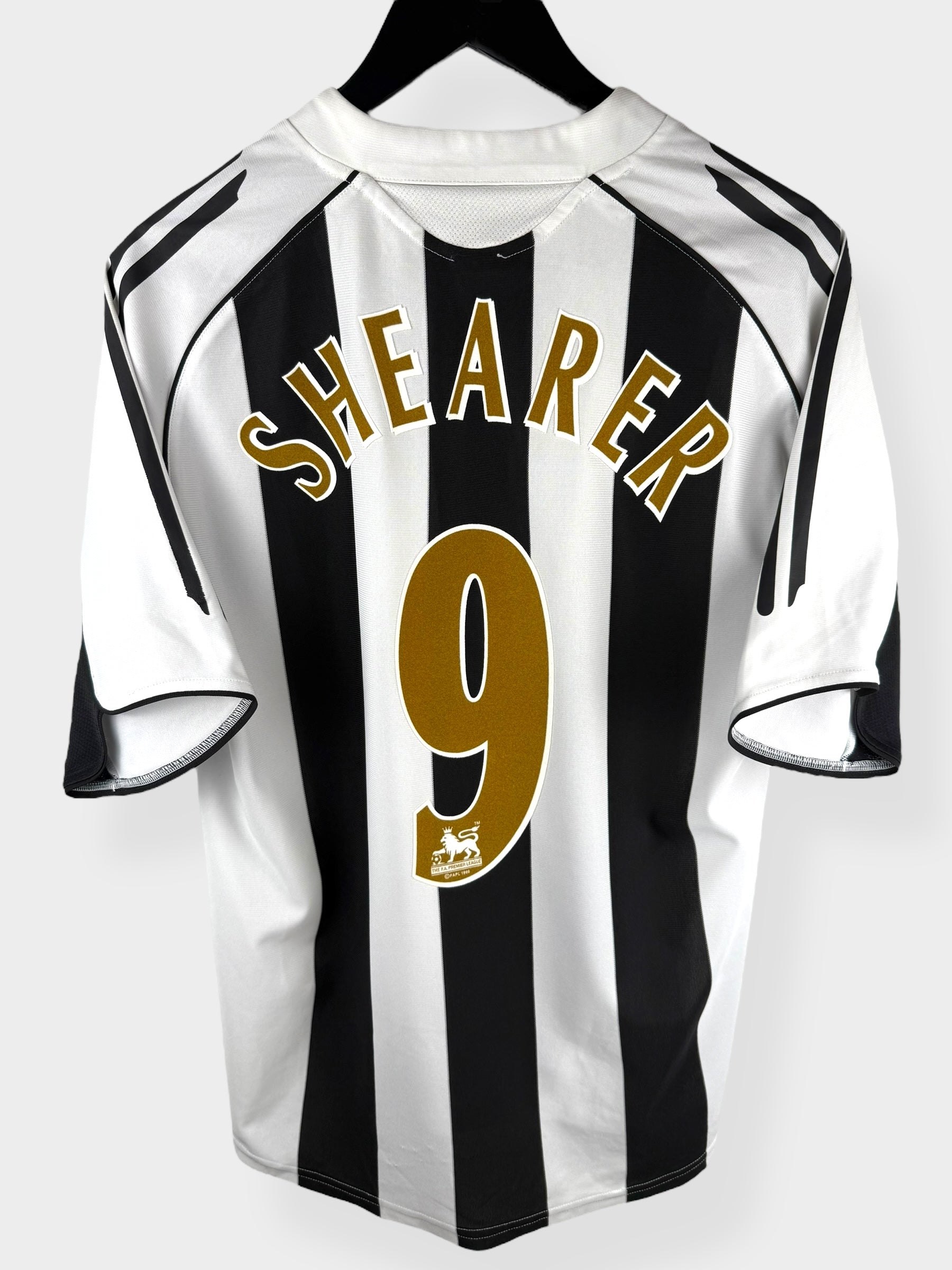 2005-07 NEWCASTLE UNITED HOME SHIRT SHEARER #9 L